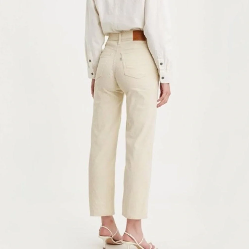 Levi’s rib cage straight ankle ivory corduroy pants - no stretch - Picture 8 of 8